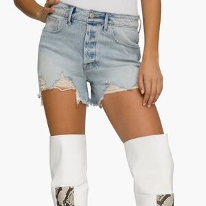 Good American bombshell shorts